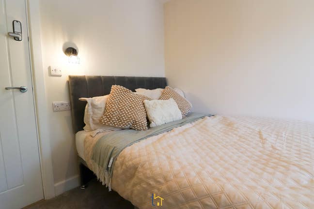 Winchester Ave LE3 | 6 Bed Share |  Main Photo