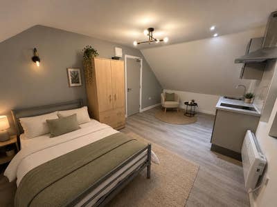 Studio Flat in Croydon Main Photo