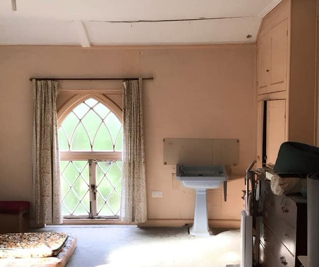 4 bed house share available for Guardanship  Main Photo