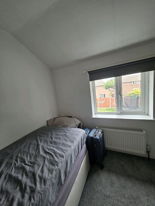 Peaceful Family Home Looking for Clean tenant. Main Photo