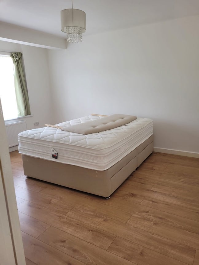 1 double room available! Main Photo