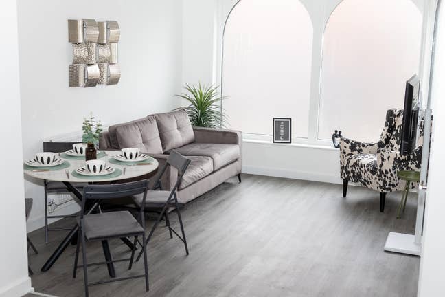  BRAND NEW, Friendly House Share in Great Location Main Photo
