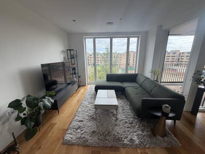 Bright Ensuite Room in Stylish N4 Apartment Main Photo