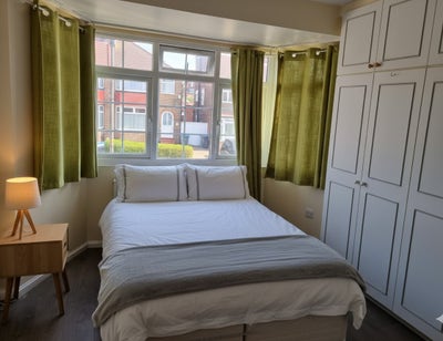 Double Room– 5 Mins walk to Queensbury Stat. &pound;780 Main Photo
