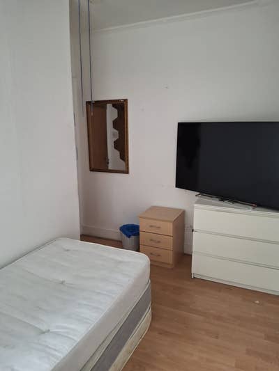  Single Room to let- South Esk Road E7 (&pound;525) Main Photo