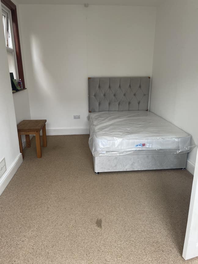 Large double bedroom All Saints Road PE1 Main Photo