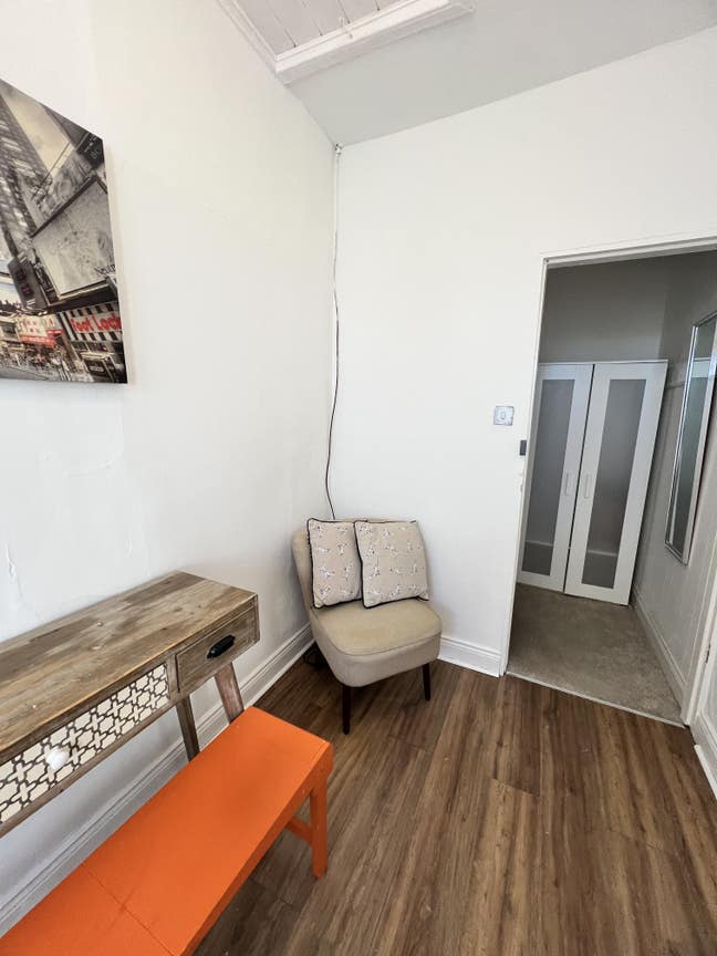 Stylish Room - Next to Station Main Photo