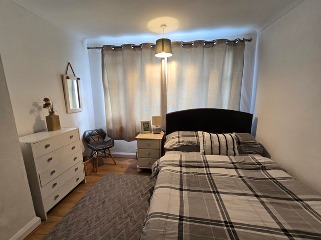 Double Room Near Epsom  Main Photo