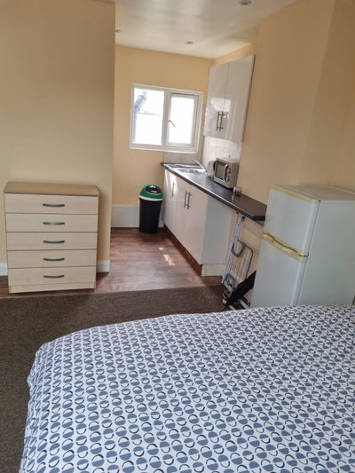 Furnished Self-Contained Studio Main Photo