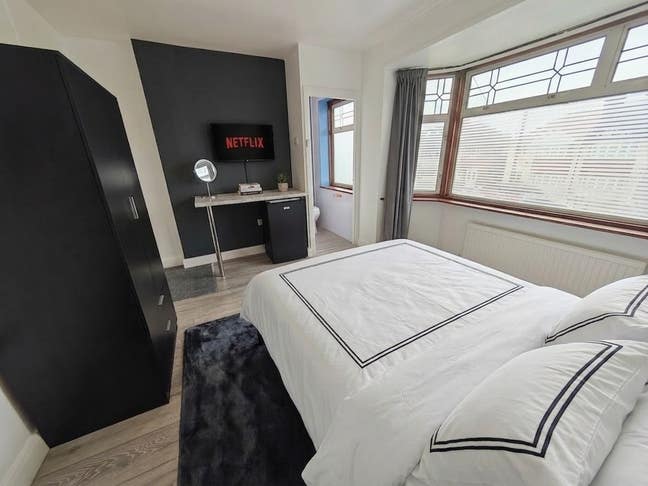 Ensuite Rooms | Bills Inc | 10min Edmonton Green  Main Photo