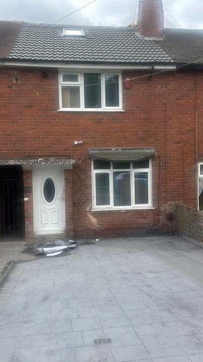 Shared Accommodation Hmo/Uc/Jsa/Pip/Benefit/Dss Main Photo