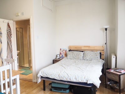 🌟 Modern Studio Apartment – &pound;1,450 pcm bills incl. Main Photo