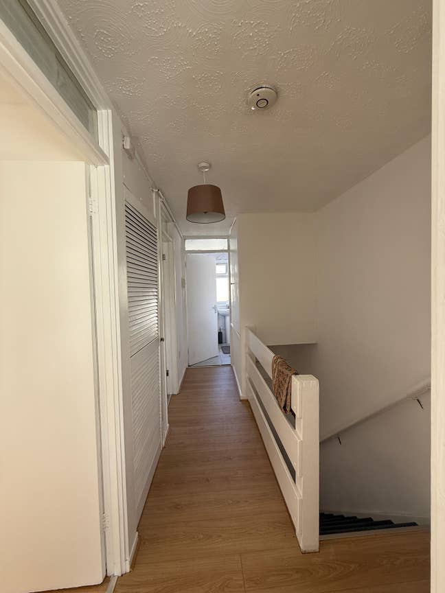 Friendly Double Room Available – &pound;700 Including Bi Main Photo