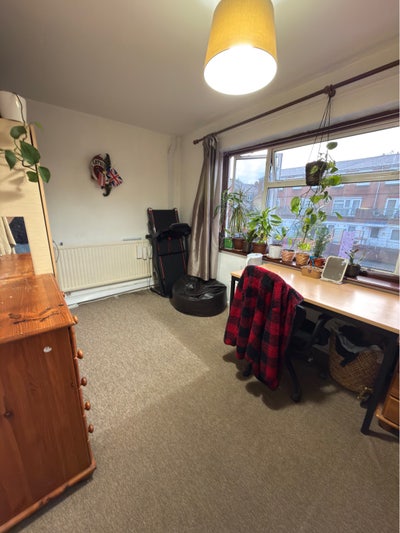 Big Double Room in Dalston - Great Location.  Main Photo