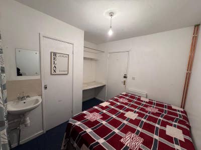 🏡 Double Room for Students and Professionals Main Photo