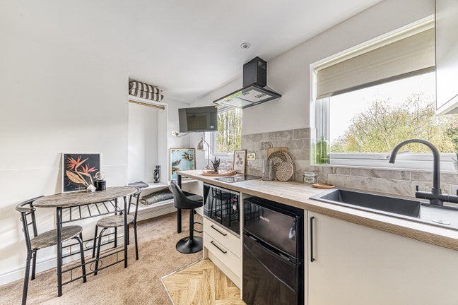 ⏰Luxury Award Winning Studios & Double En-Suites⏰  Main Photo