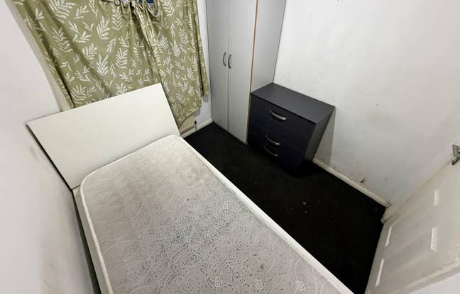 Single Room Available in Barnet/Cockfosters *.* Main Photo