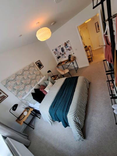 Room for rent Main Photo