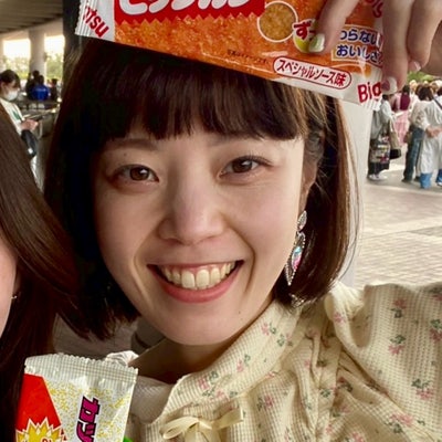 Japanese female looking for a room Main Photo