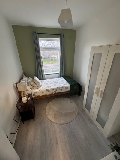 Single Room Available  Main Photo