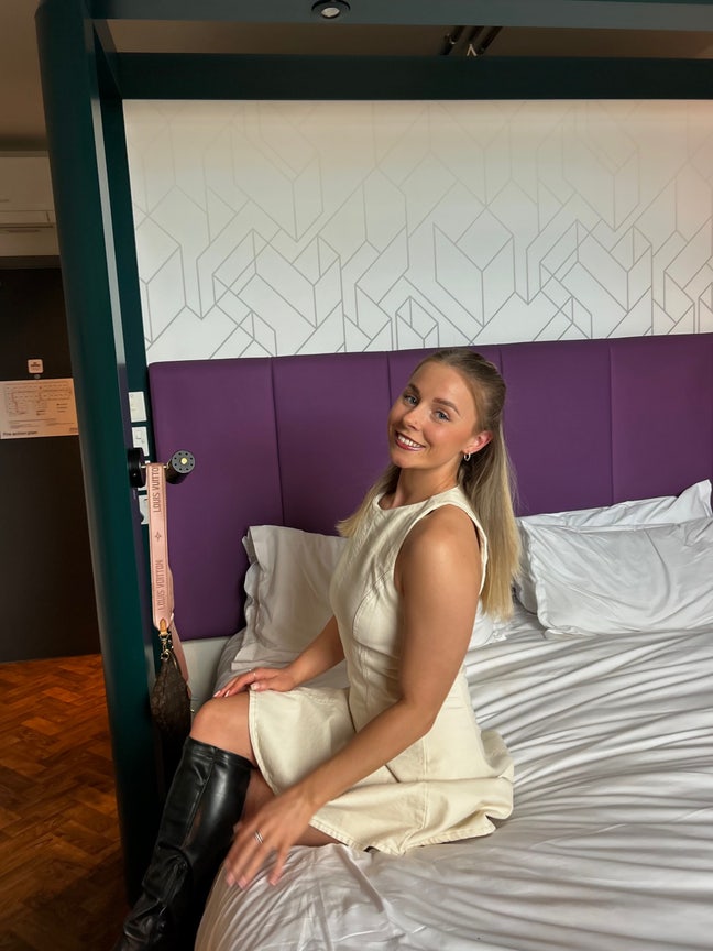 Looking for room or flat mates Main Photo