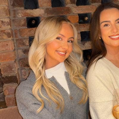 Professional Female seeks a double room Main Photo
