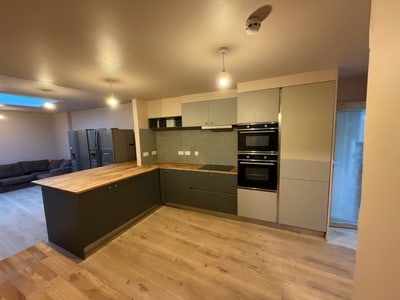 The Painted Haven | All Bills Included Main Photo