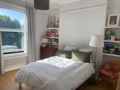 Bright spacious double room West Hampstead  Main Photo