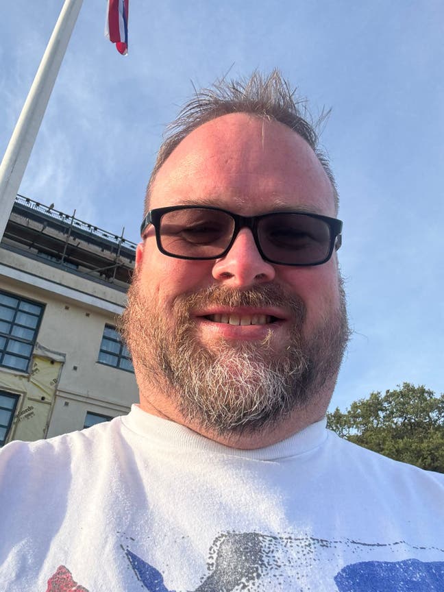 professional male Main Photo