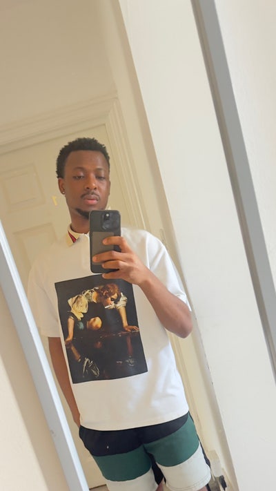 Professional Male seeks a single or double room Main Photo