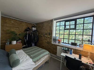 Dalston double room for rent Main Photo