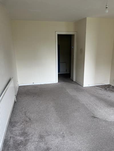 2 bed flat for rent “Not by the room” Main Photo