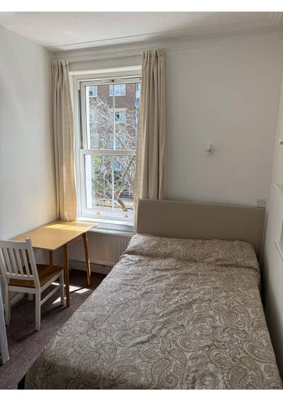 Freshly decorated double room Main Photo