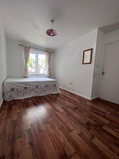 Double Room in SE20 (bills + council tax included) Main Photo