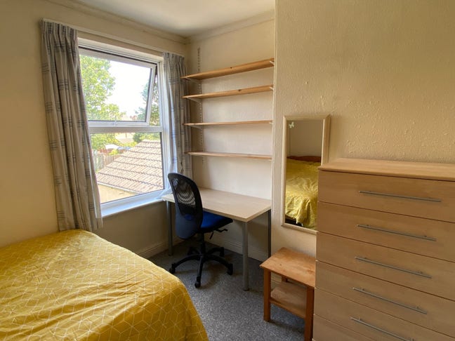 Two student rooms in shared house for 4  Main Photo