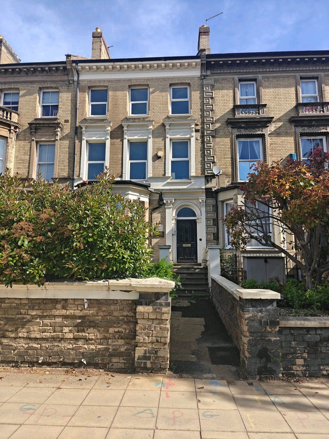 Premium NHS Rooms – 2 Min Walk to NGH (En-Suites) Main Photo