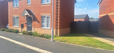 Room for Rent &pound;500 Pcm Main Photo