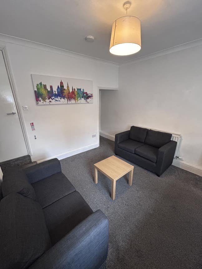 Rooms in nottingham  Main Photo
