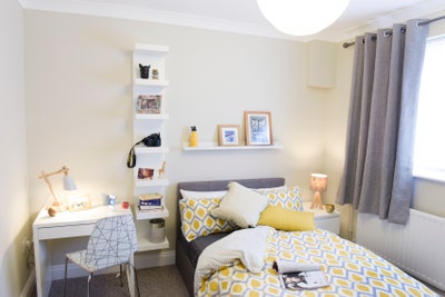Find Your Feet: Fab Friendly Houseshare Parking 💫  Main Photo