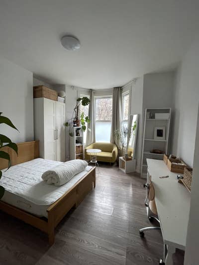 Gorgeous Room in Finsbury Park Available from July Main Photo