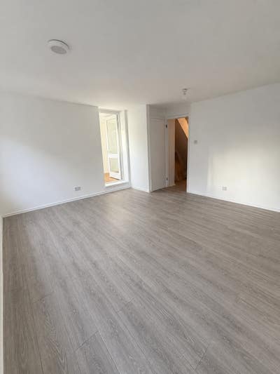 🏡 Brand New Double Rooms Available – SE15  Main Photo