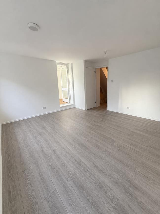 🏡 Brand New Double Rooms Available – SE15  Main Photo