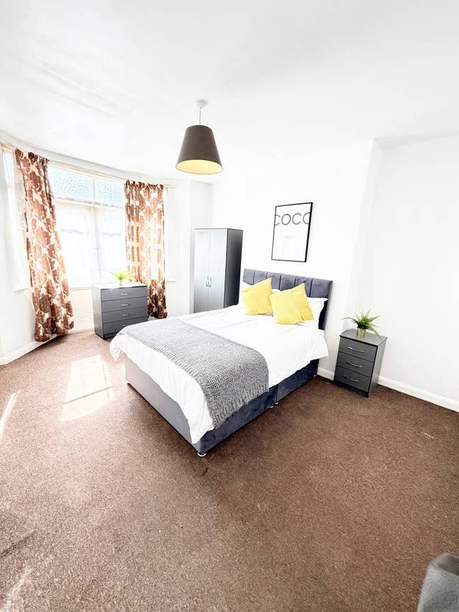 Beautiful Double in Wembley - En suite Main Photo