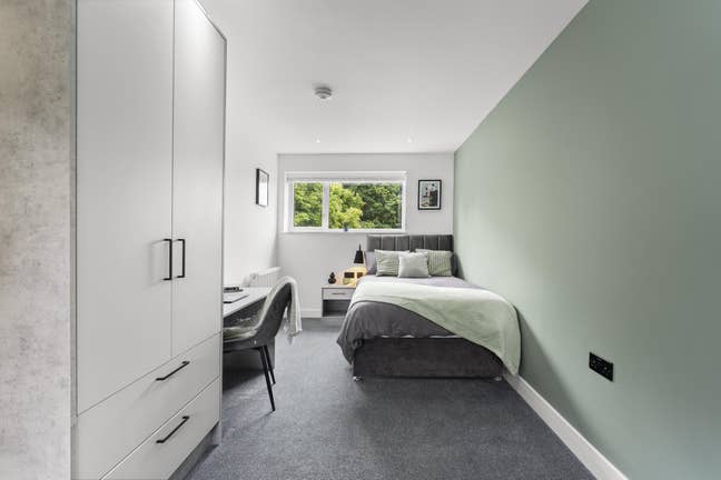 Brand New Studio in Outfield, Bretton Main Photo