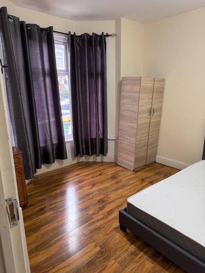 Box room for Rent &pound;500 Including Bills Main Photo