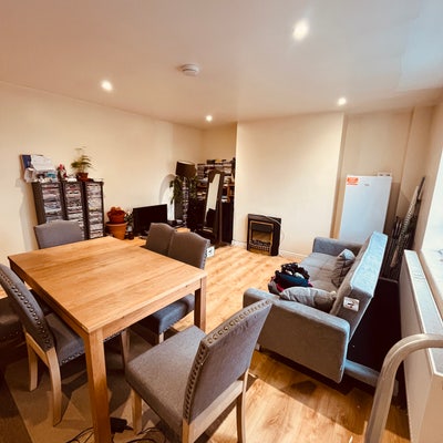 Great 4 Bed Flat. Near St George's Hospital Main Photo