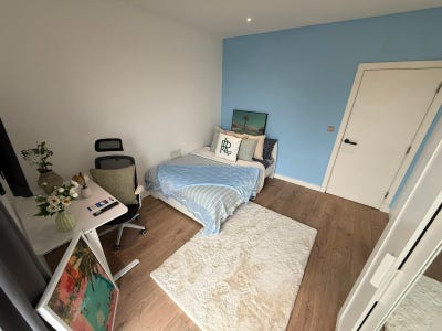 🏷️ &pound;1,050 | Double Room + business Lounge Main Photo