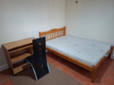 2 Furnished Rooms to let - Middlesex, UB1 2HA Main Photo