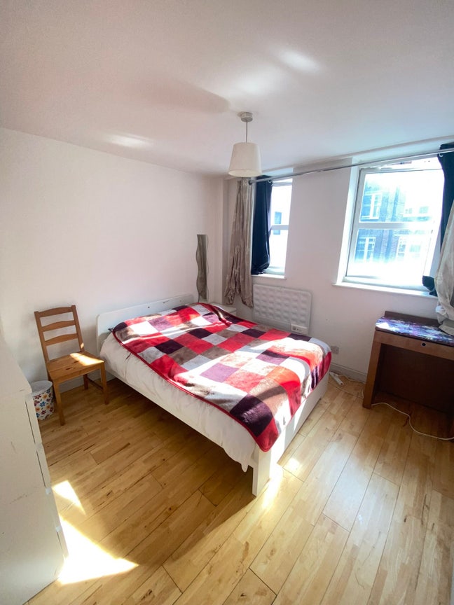 Double bedroom in the heart of Kings Cross  Main Photo