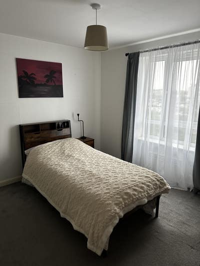 Room to rent near Wembley Park for one person Main Photo
